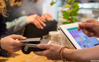Contactless Payment (Look, No Hands!)